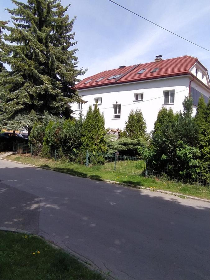 Apartman Fillomena Liptovský Mikuláš Exteriör bild